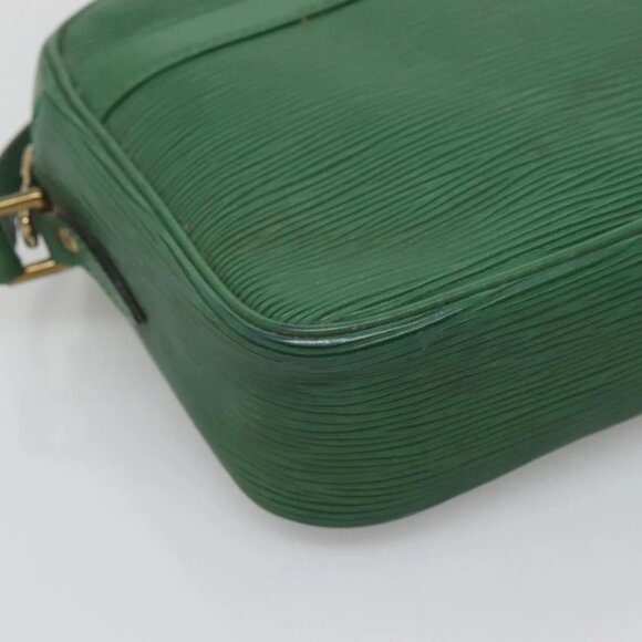 LOUIS VUITTON Epi Trocadero 23 Shoulder Bag Green M52304 LV Auth 132041 - Picture 12 of 16